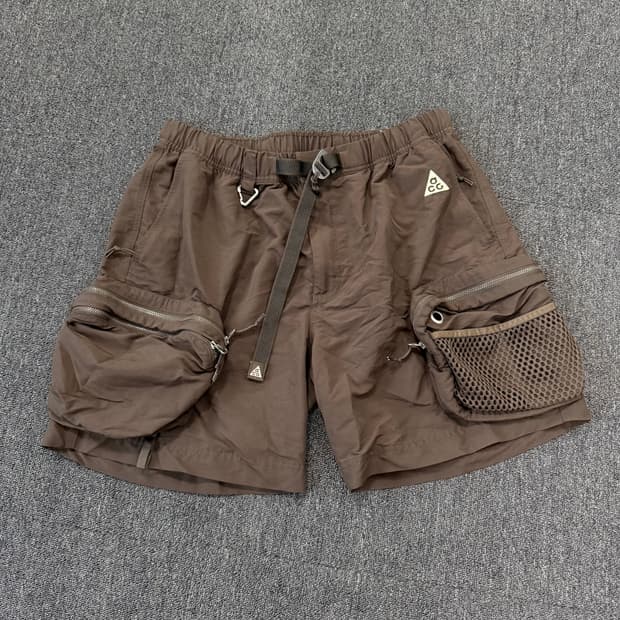나이키 ACG 스노우그래스 브라운 카고 쇼츠 