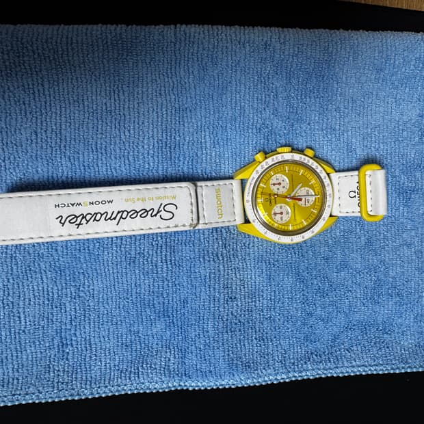 오메가x스와치 문스와치 미션투더선