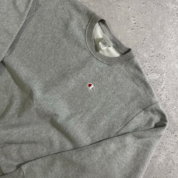 챔피온 리버스 위브 미니 로고 맨투맨