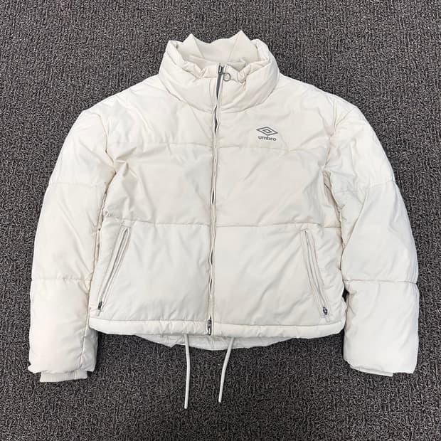 엄브로 여성 스카치 로고 크롭 패딩 점퍼 80(2XS)