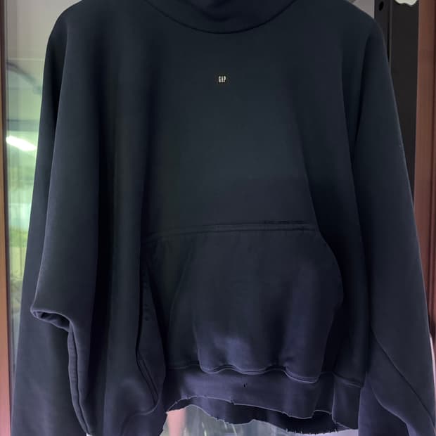 이지갭 하이넥스웨터