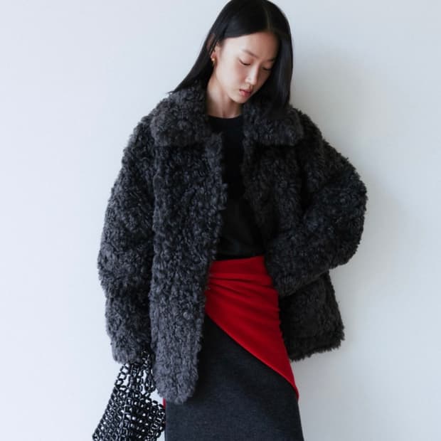 모노하 리버시블 플러피 퍼 코트 다크그레이 (퍼 자켓 겸 무스탕)