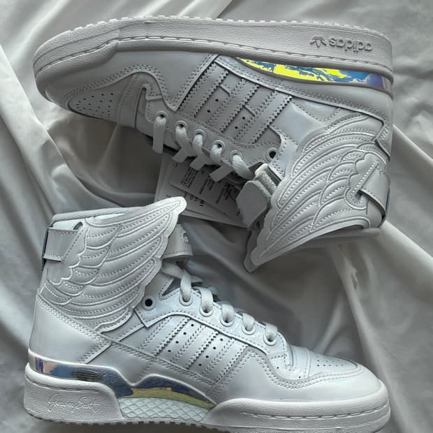 (새상품) 아디다스 제레미 스캇 포럼 하이 윙스 (230)