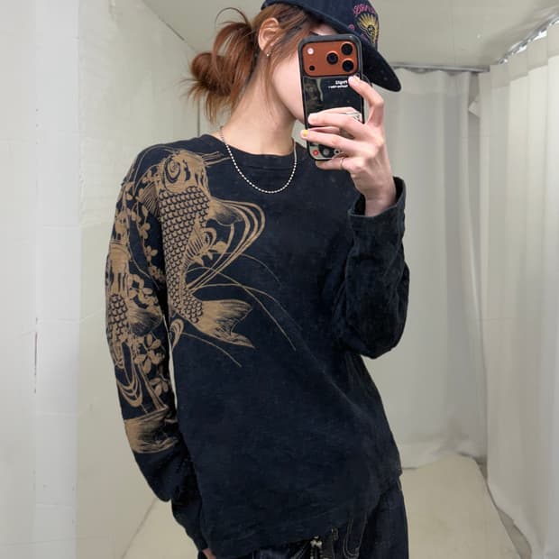 카라쿠리타마시이 오리엔탈 자수 프린팅 롱슬리브