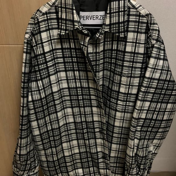 PERVERZE 퍼버즈 체크 자켓