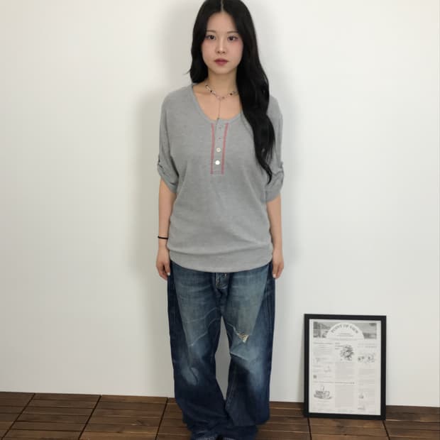 BODY WAVE Henley Button Detail Tee