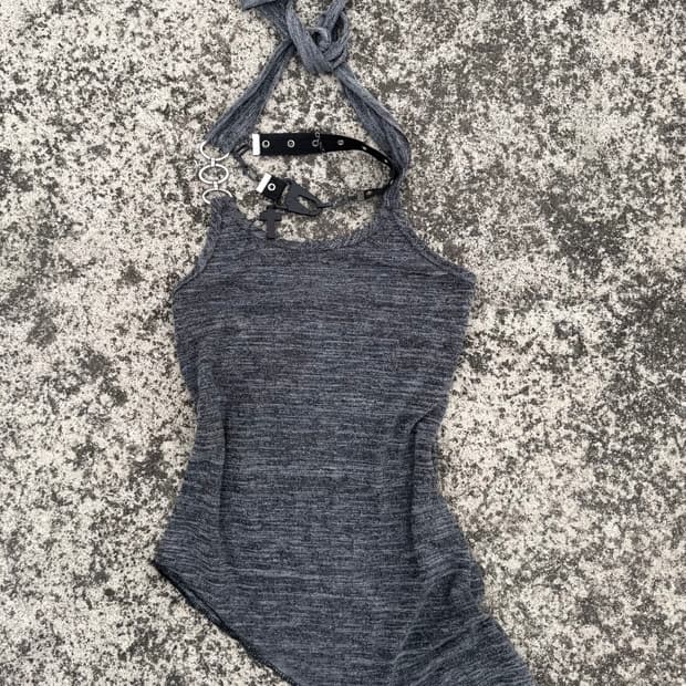 Halter sleeveless 상품이미지1