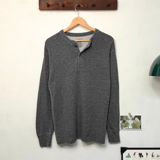 LL Bean Henley neck/T94