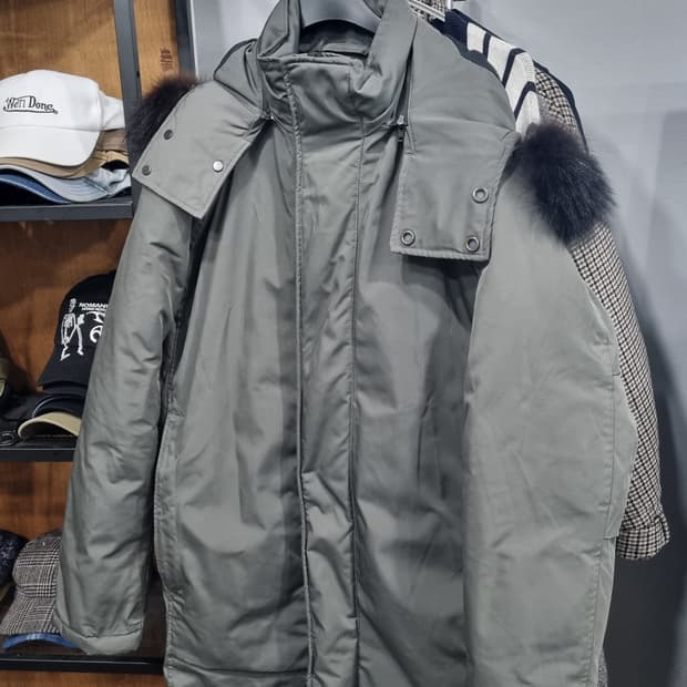 띠어리 오리털점퍼 105 (가슴단면56) 총장90 컨디션8/10