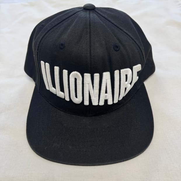 일리네어 레코즈 1llonaire 스냅백