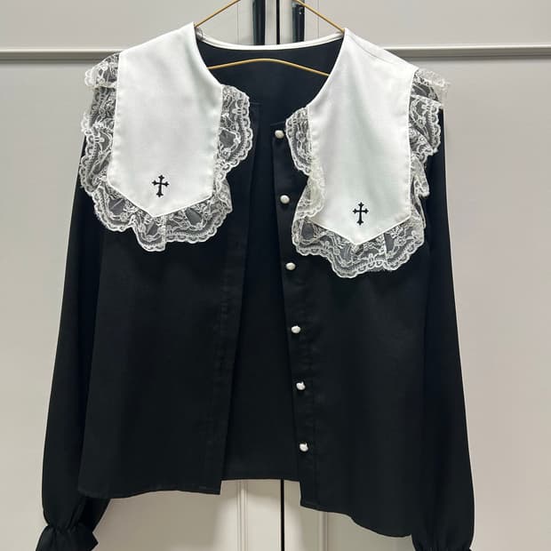 ma*rs 마즈 십자가 고딕 세일러 카라 블라우스 양산형 지뢰계