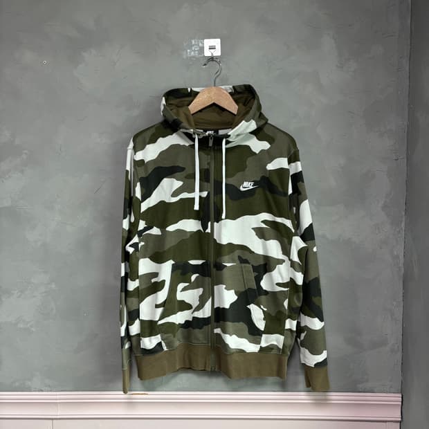 나이키 스우시 카모 후드집업