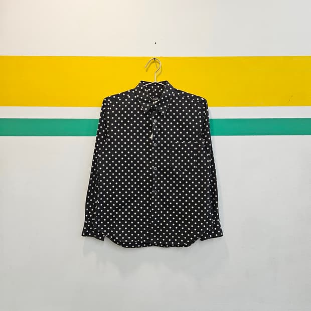 꼼데가르송 도트 셔츠