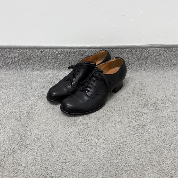 Japan made mid heel derby shoes