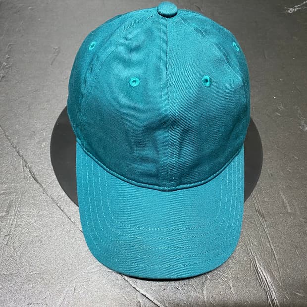 Adidas x end 콜라보레이션 볼캡