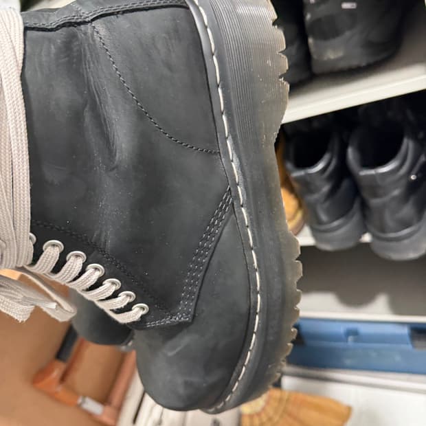 릭오웬스 닥터마틴 스틸토 270