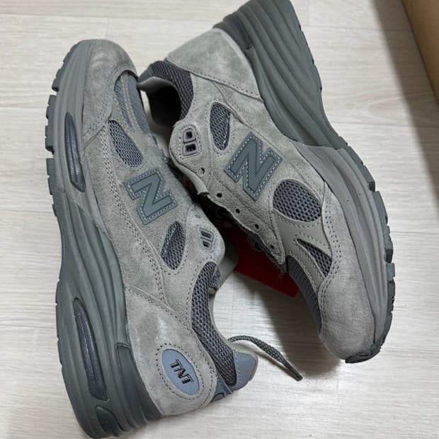 뉴발란스 X 디네댓 991v2 그레이 235