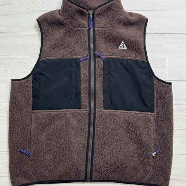 나이키 ACG 악틱울프 베스트 2XL