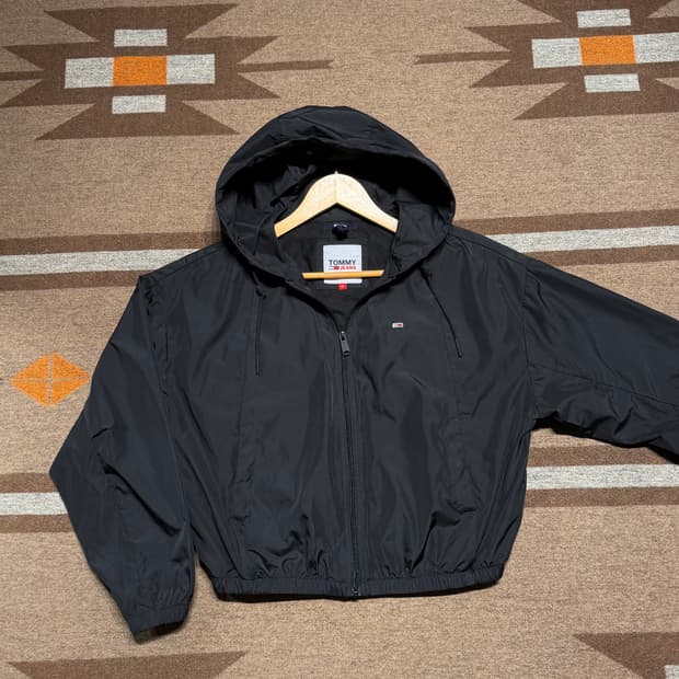 타미힐피거 여성 크롭 바람막이 s