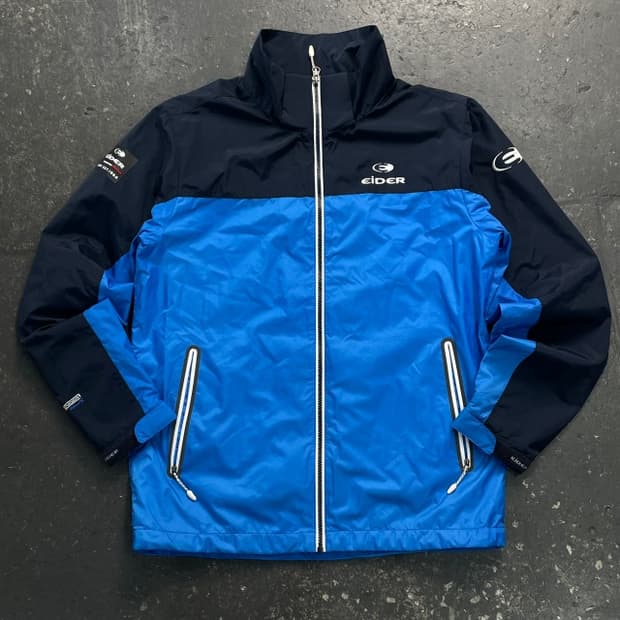 100 아이더 바람막이