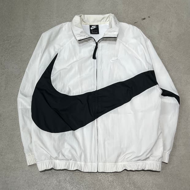 나이키 스우시 바람막이 s10761