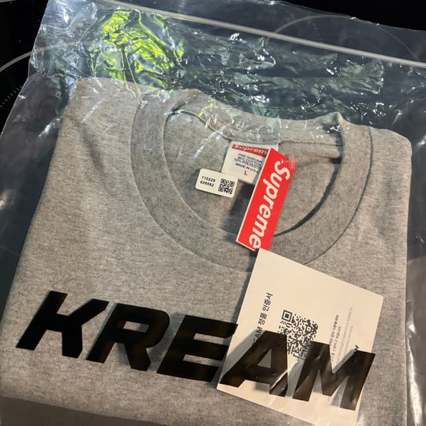 슈프림 반팔 L새상품 판매합니다