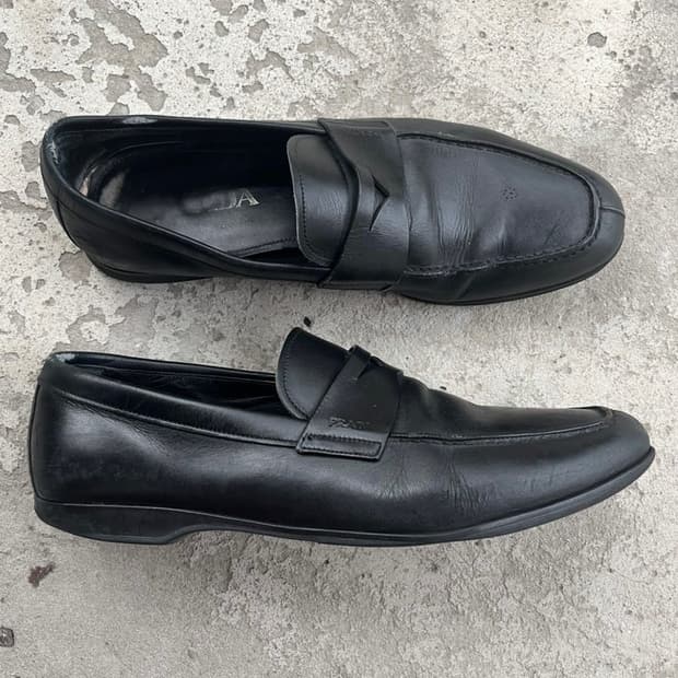 00s Vintage Prada loafer