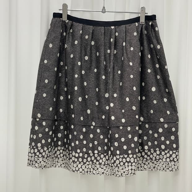 Textured polka dot skirt