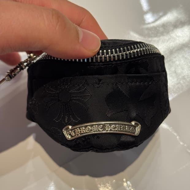 크롬하츠/ 스크롤라벨 모티브 미니가방/ OS