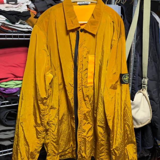 스톤아일랜드 나일론메탈 오버셔츠 옐로우 xxl