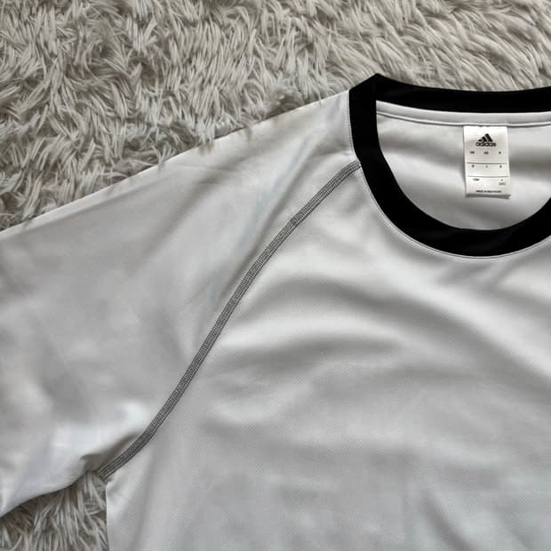 ADIDAS 일본빈티지 기능성 반팔 아디다스 빈티지반팔 XL 105