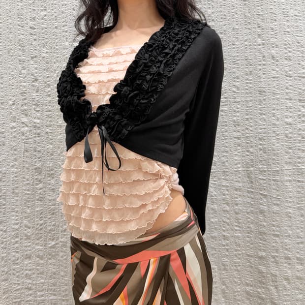 frill string crop cardigan