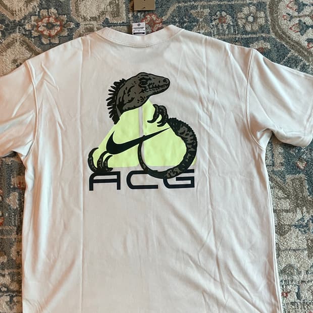 나이키 ACG 드라이핏 팬텀 반팔티 (새제품. XL)