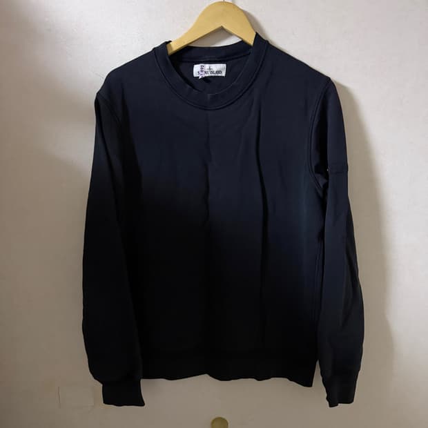 스톤아일랜드 남성 라운드넥 기본 맨투맨 M (슬림 100, 와팬분실)