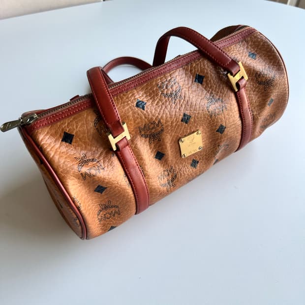 엠씨엠 비세토스 원통백