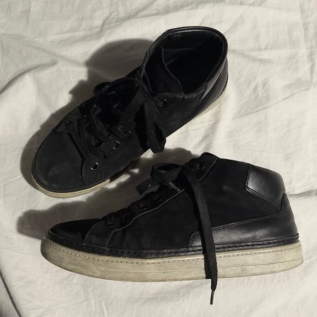 프라다 스포츠 스웨이드 하이탑 스니커즈