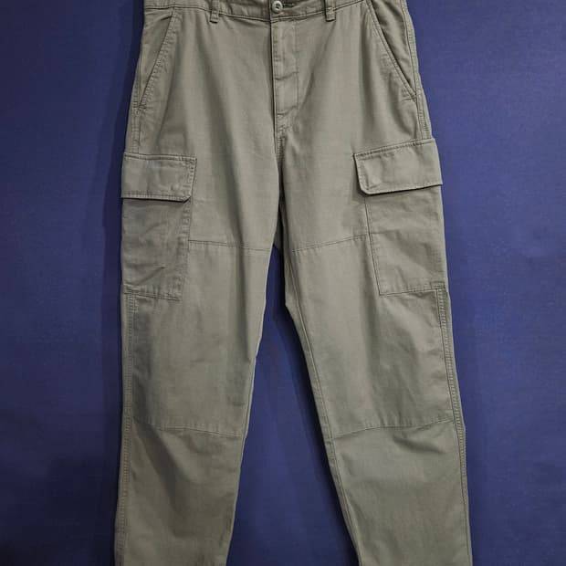 유니클로 카키 남성 허리 32~33 카고팬츠 