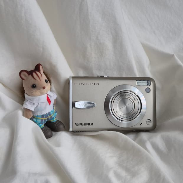 작례📷초미품✨박스풀셋 📦Fujifilm FinePix F30