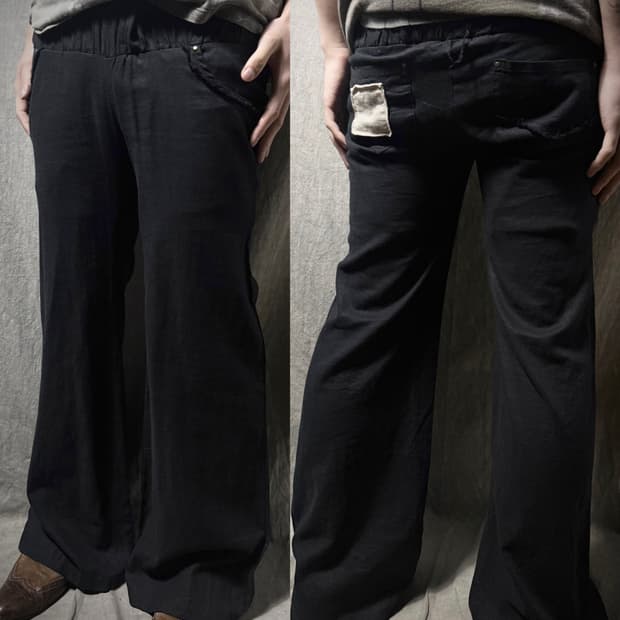 GOA Smocked Waist Linen Bootcut Pants