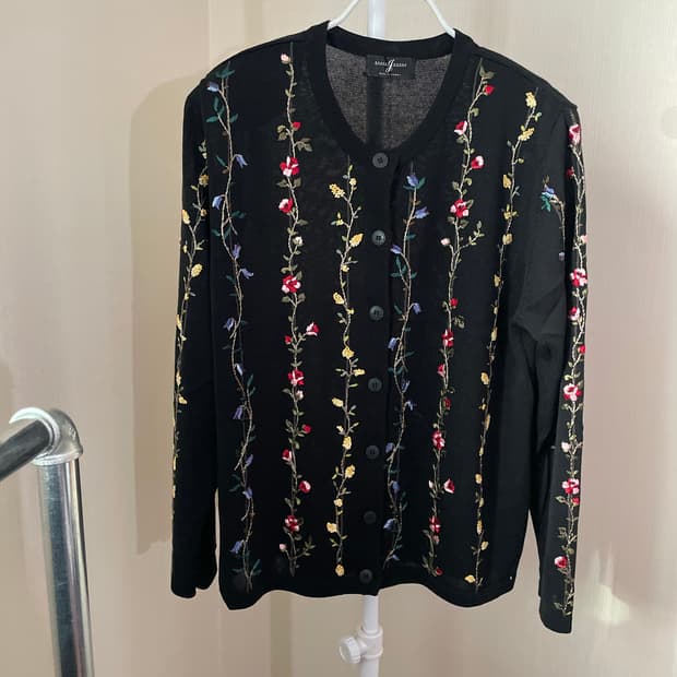 빈티지 플라워 자수 니트 가디건