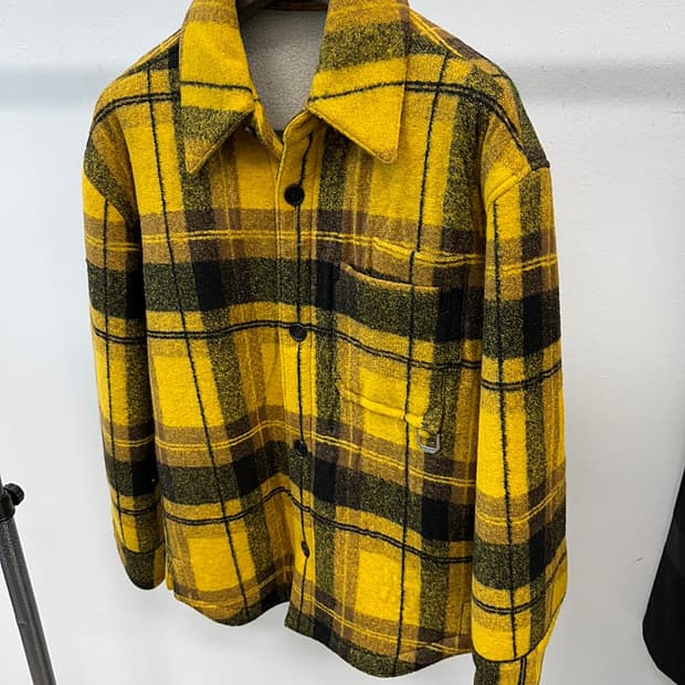 100) 시스템옴므 옐로타탄 양털 셔켓 