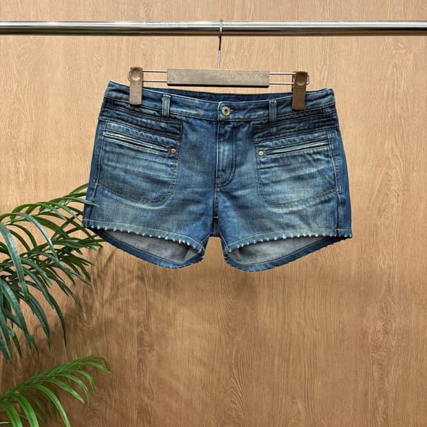 디젤 데님 숏 팬츠 워싱 사선 절개 라인 스티치 포켓 컷팅 디테일 중청
