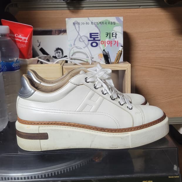 에르메스 스니커즈