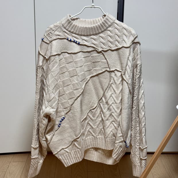 아더에러 X 자라 패치워크 오버사이즈 니트 스웨터 크림