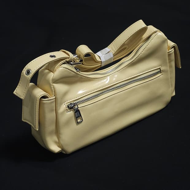 소프트 버터 옐로우 유틸리티 백