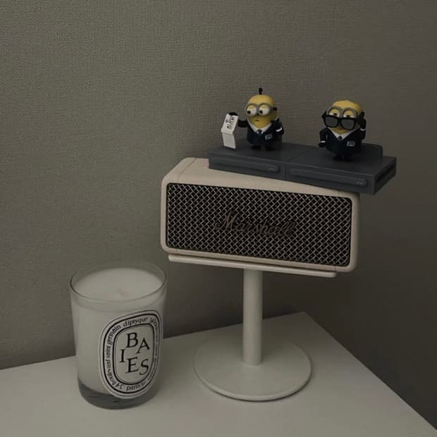 마샬 엠버튼 2 크림 상태 좋음 정품보증서 포함