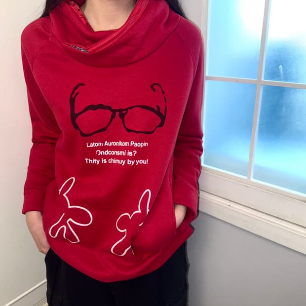 빈티지 레드 레터링 후드티