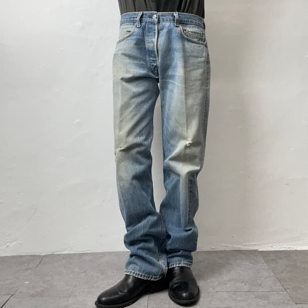 Levi’s 501 90s Washed & Faded Denim