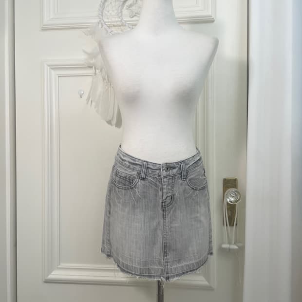 gray washing denim mini skirt