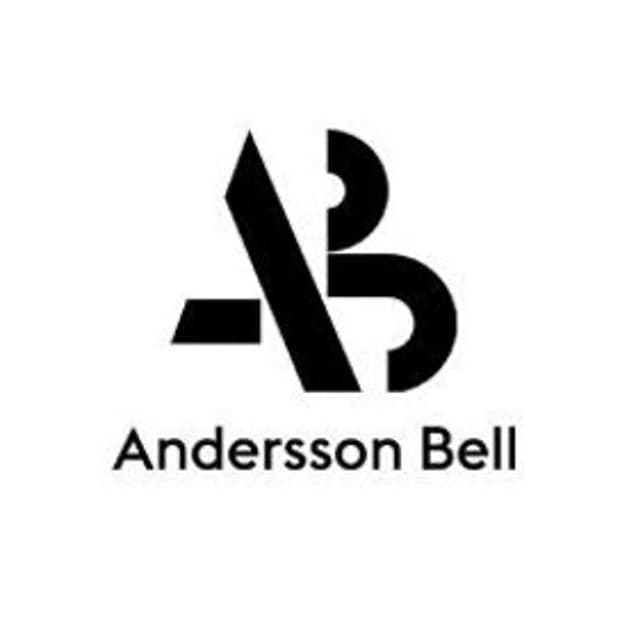 [Andersson bell] 블루 오버핏 자수 스웻셔츠 맨투맨